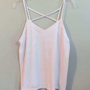 Women Universal Thread white tank top.
